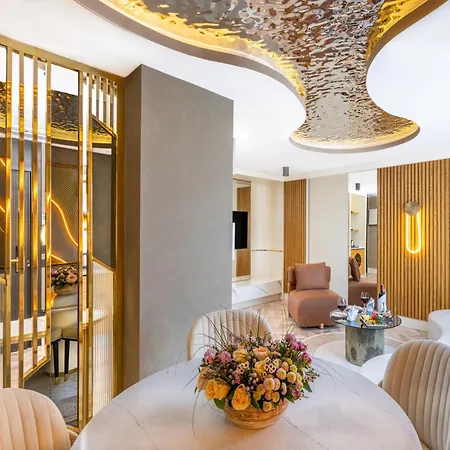 Lexia Hotel *